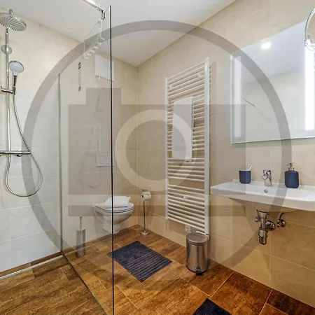 펜션 Awesome In St. Lambrecht W/ Indoor Swimming Pool, Sauna And Wifi